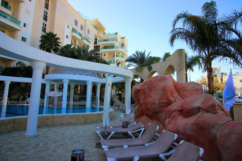 Sunset Apartment's Du Golf *